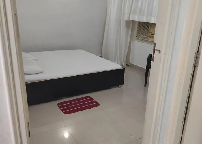 Kanha Home Stay